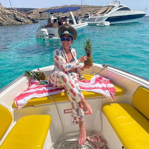 Meet your Posher, Sophie - Picture 1 of 1